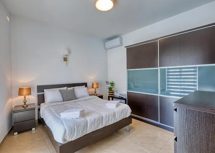 Cozy Minutes To Seafront Kalkara