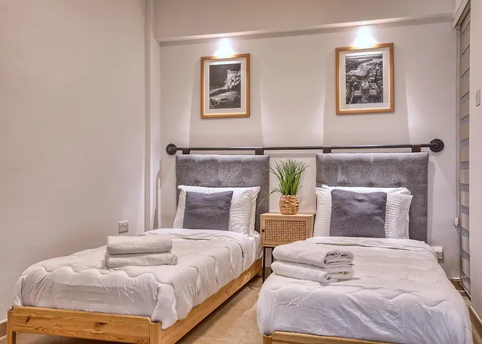 Cozy Minutes To Seafront Διαμέρισμα *