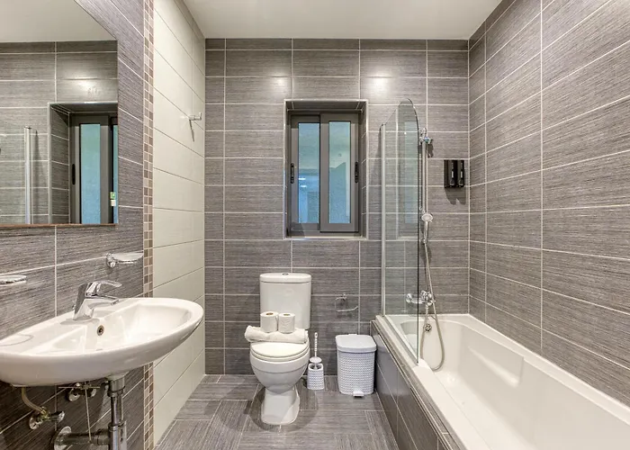 Cozy Minutes To Seafront *