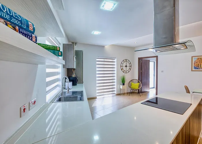 Appartement Cozy Minutes To Seafront